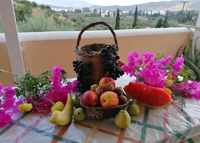 Trizinia View Balcony Galatás