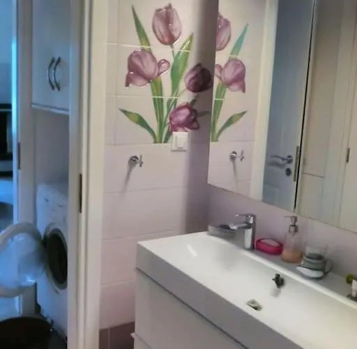 Lägenhet Trizinia View Balcony